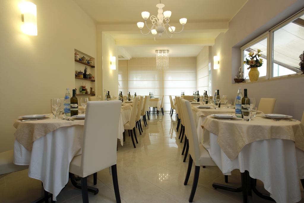B&B Airone Cervia - Camere E Appartamenti 外观 照片